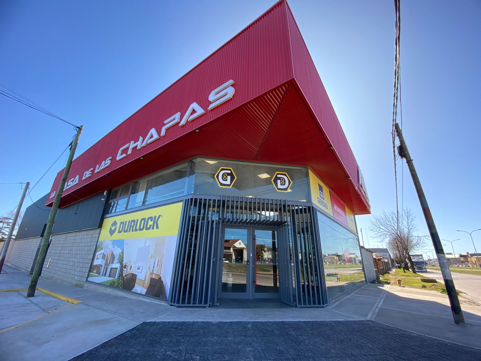 La casa de las chapas local